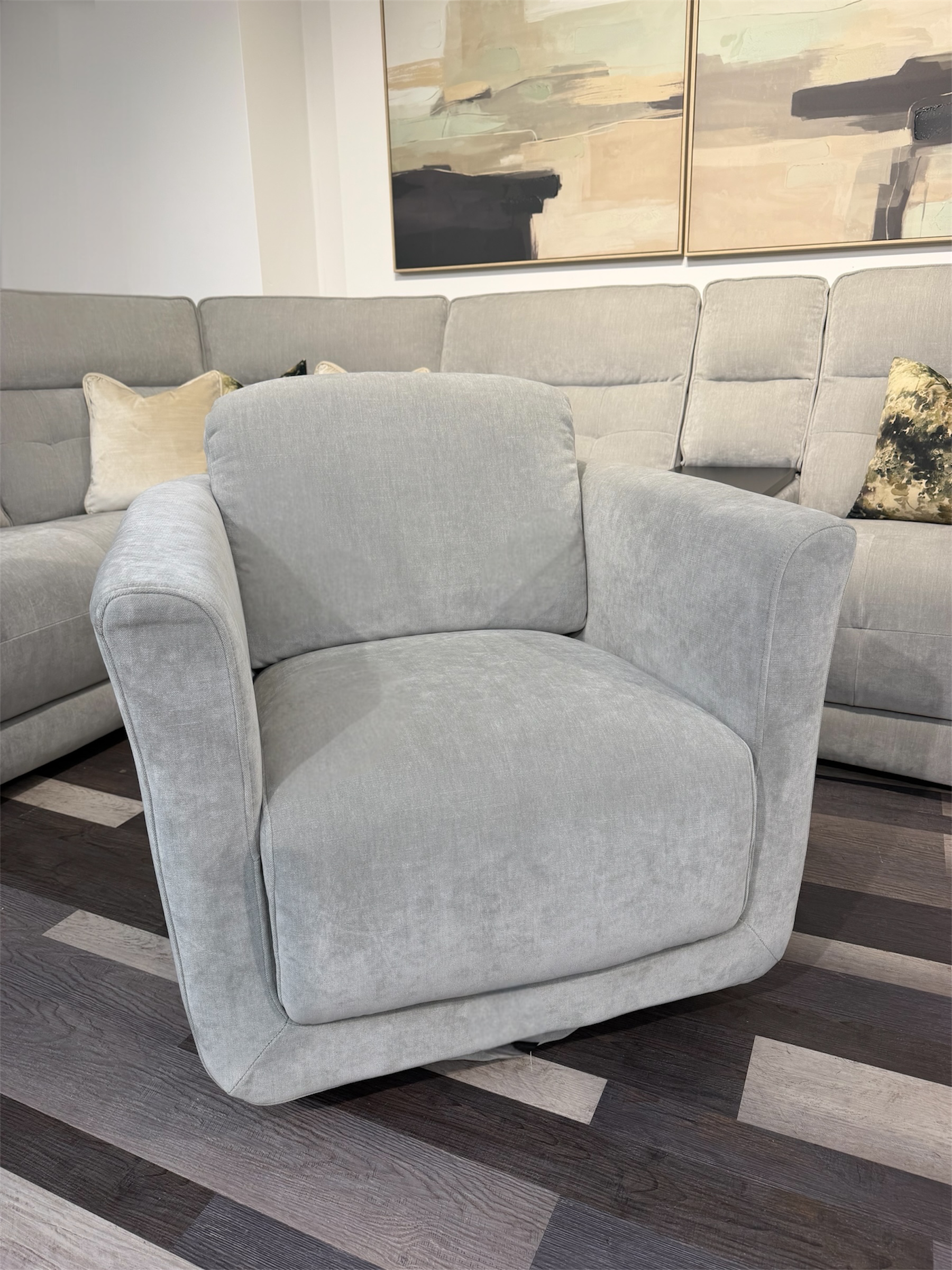 Caoimhe Swivel Chair