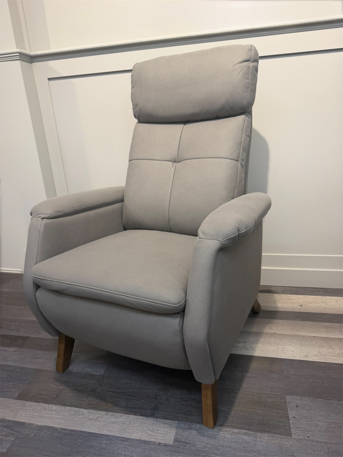 Boulevard Chair Taupe PU