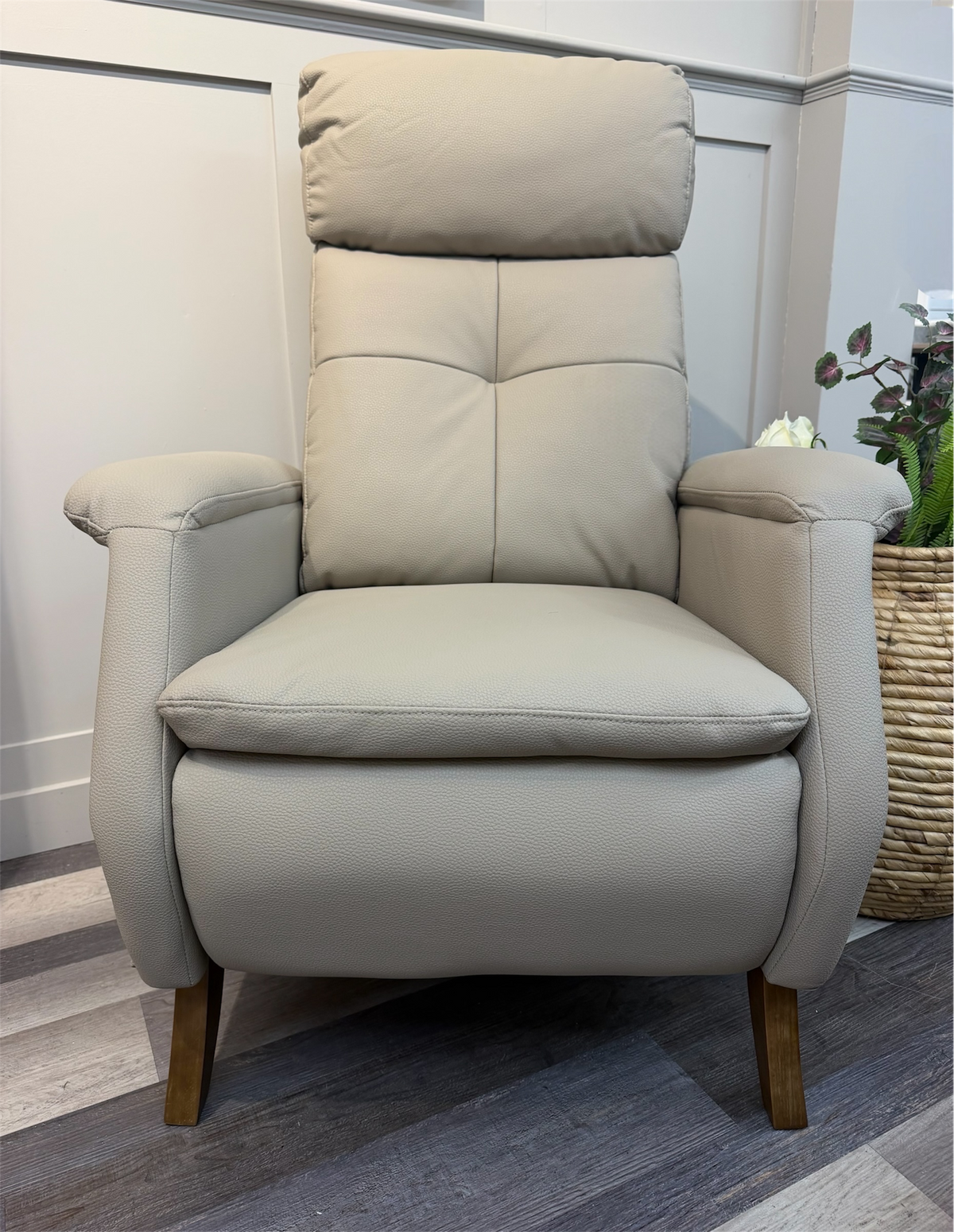 Boulevard Chair Taupe PU