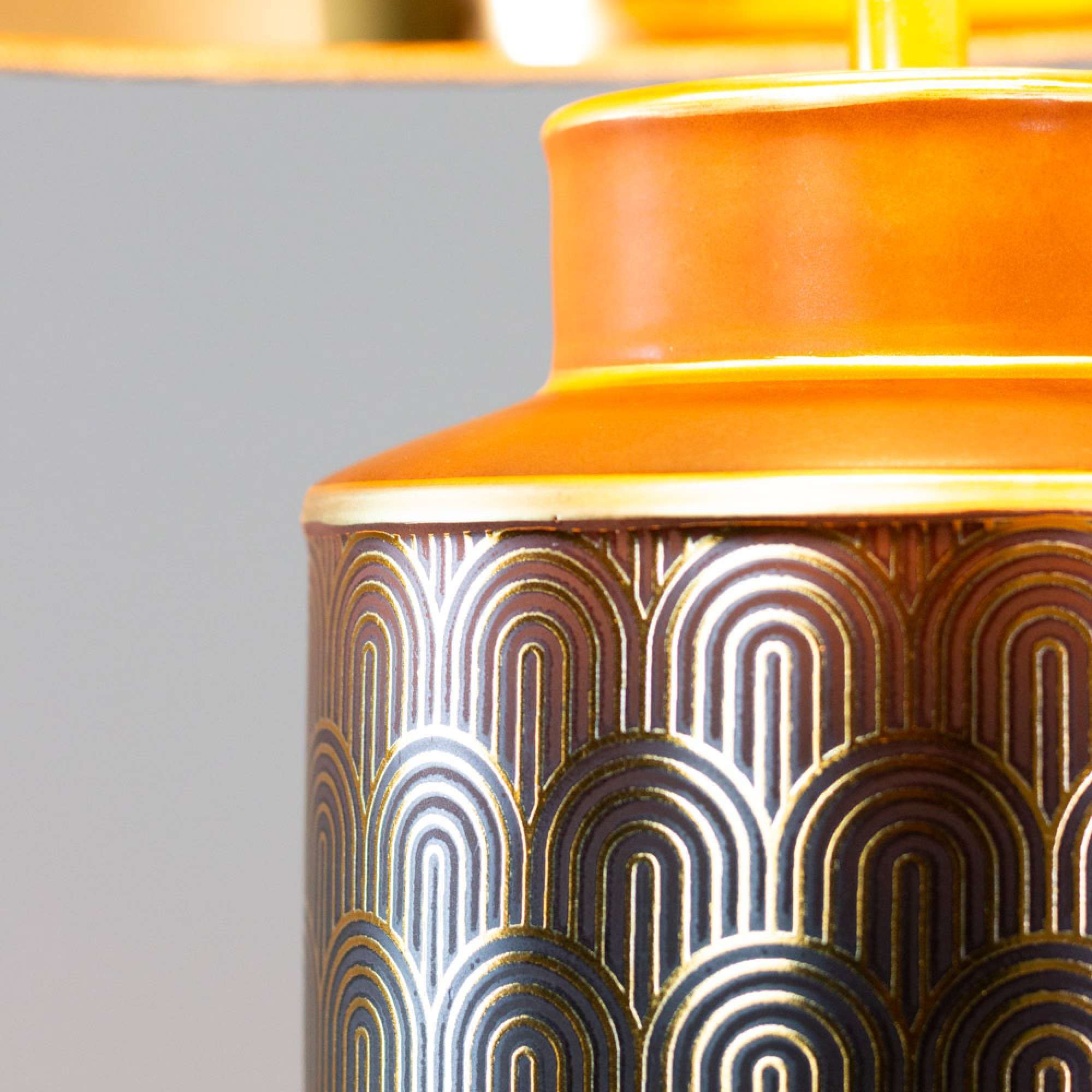 Mara Table LampBlack/Gold 69cm