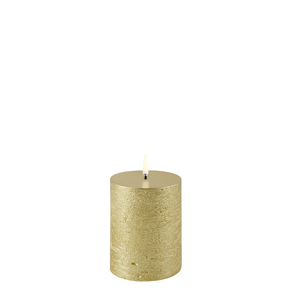 Uyuni Metallic Gold Pillar Candle 7.8 x 10.1cm